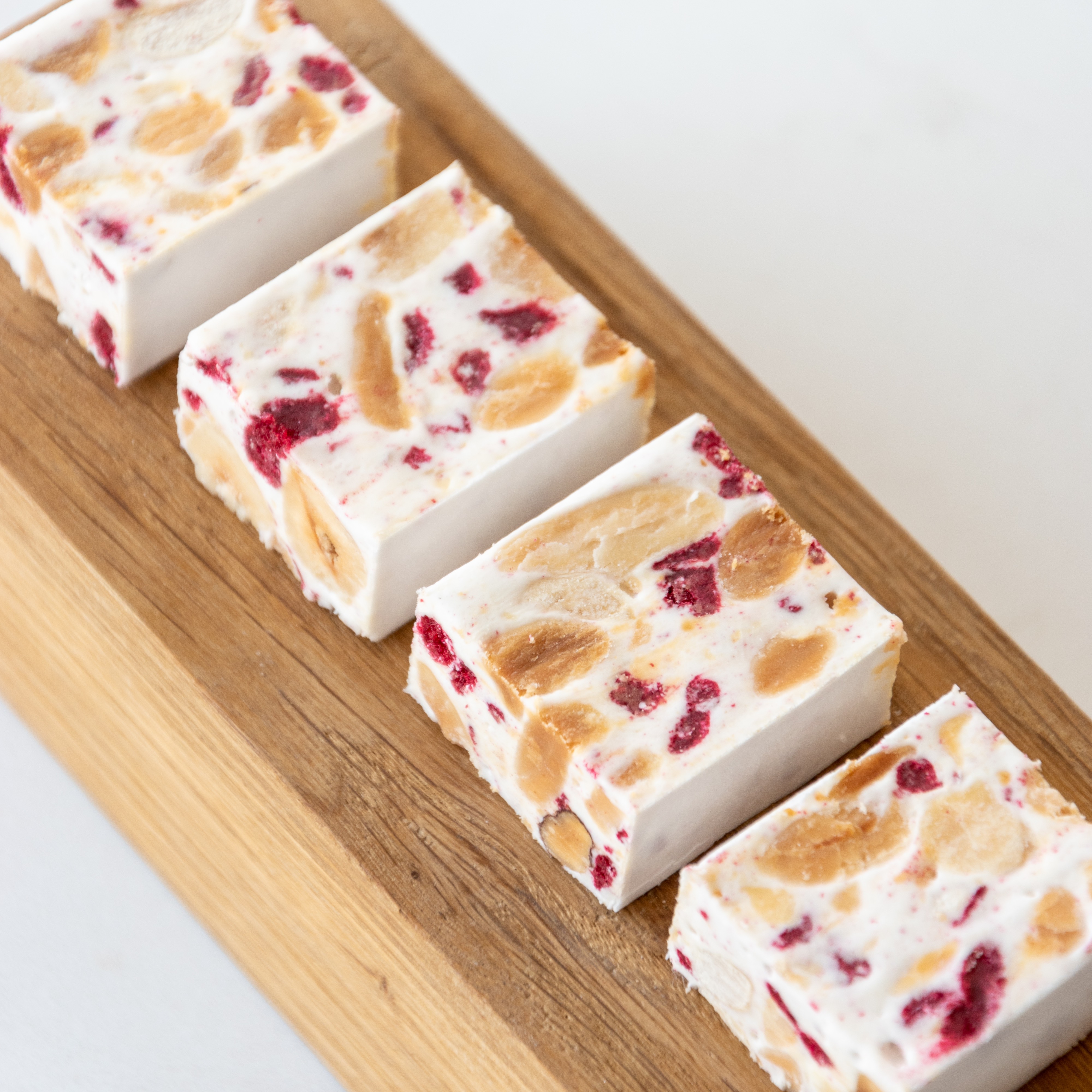 Raspberry nougat recipe