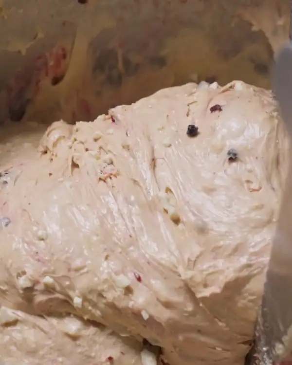 #10 White Chocolate & Berries Panettone: Secondo Impasto