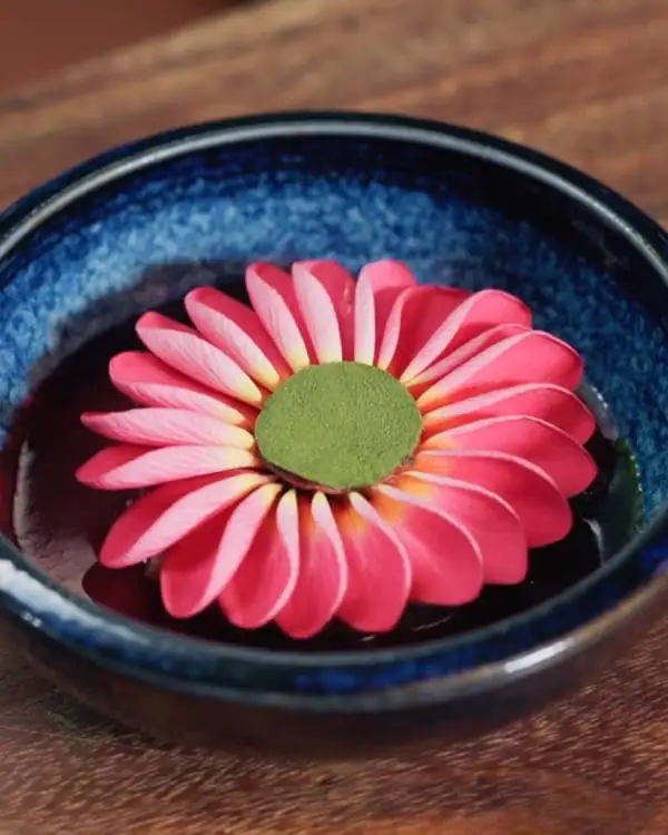 #4 Tuna in Mango Leaf Oil with Rose Apple