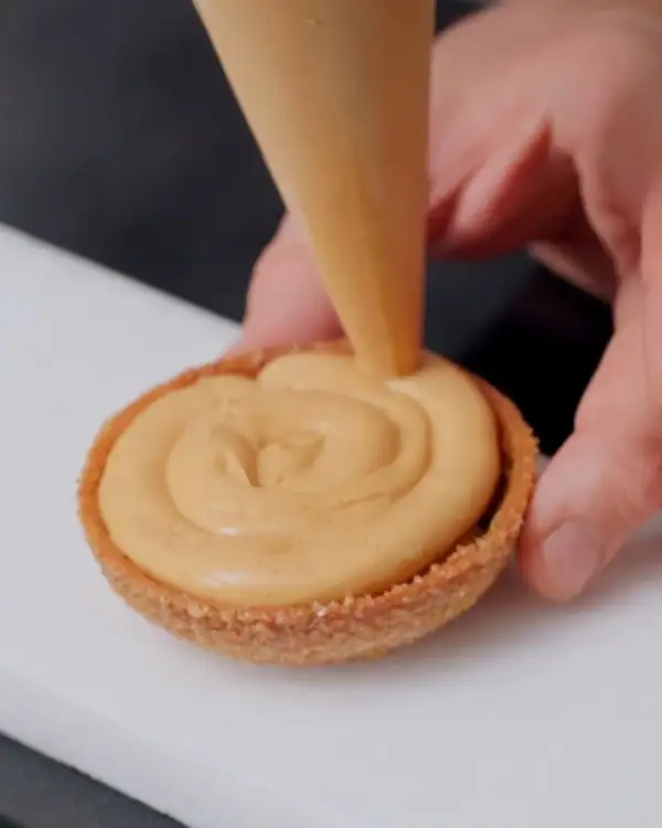 #10 Caramel Cream
