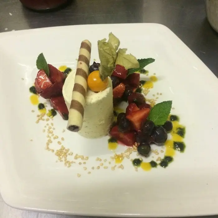 creation thumb for Mojito parfait, frische sommerbeeren.