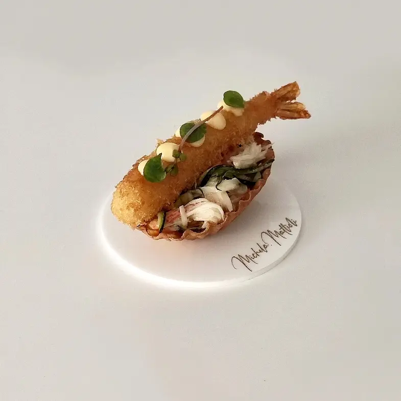creation thumb for Oil tartlet, crab salad, kewpie mayonnaise and mango