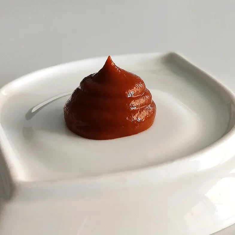 creation thumb for Roasted tomato and black garlic gel