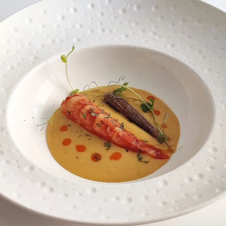 creation thumb for Sous-Vide Prawn,Corn, Shellfish Emulsion, roasted Pepper Oil