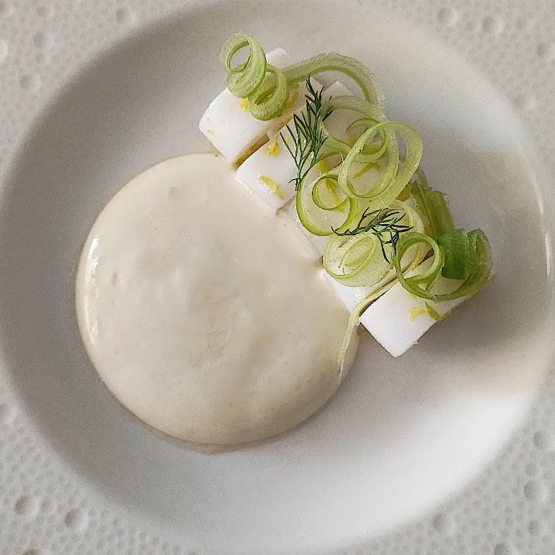 creation thumb for Cuttlefish Salad with Smoked
Scamorza Foam and Peanut