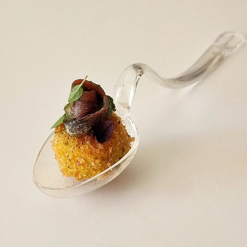 creation thumb for Amuse-bouche: bread, mascarpone and anchovies