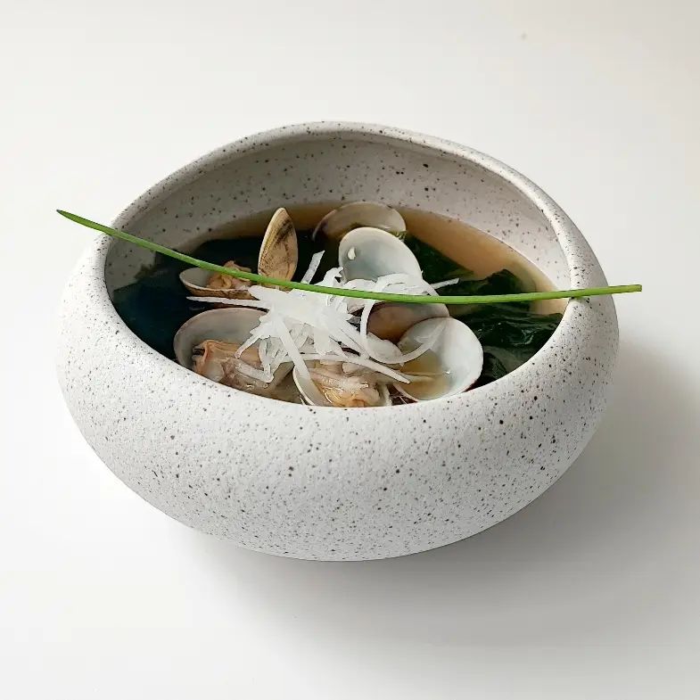 creation thumb for Miso, clam, wakame and daikon soup