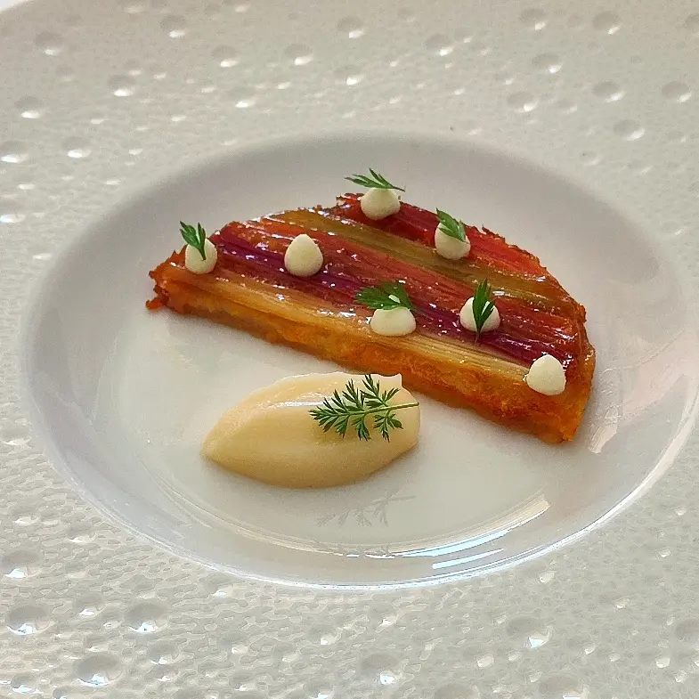 creation thumb for Tarte Tatin de Bette à Carde Arc-en-Ciel avec Crème de Brie