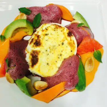 creation thumb for Warm Goat Cheese Salad
