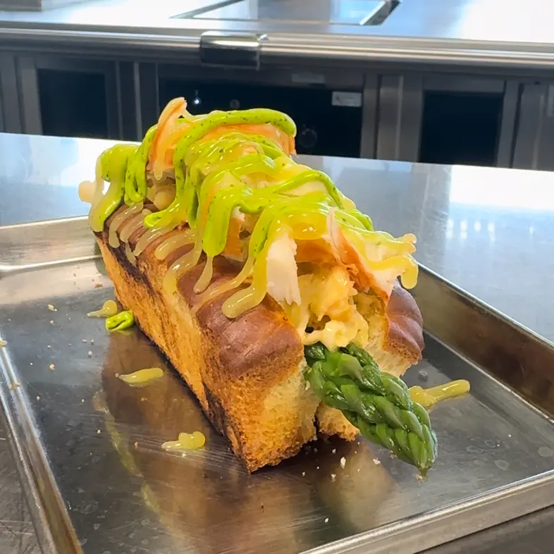 creation thumb for Spiny Lobster Roll & Asparagus