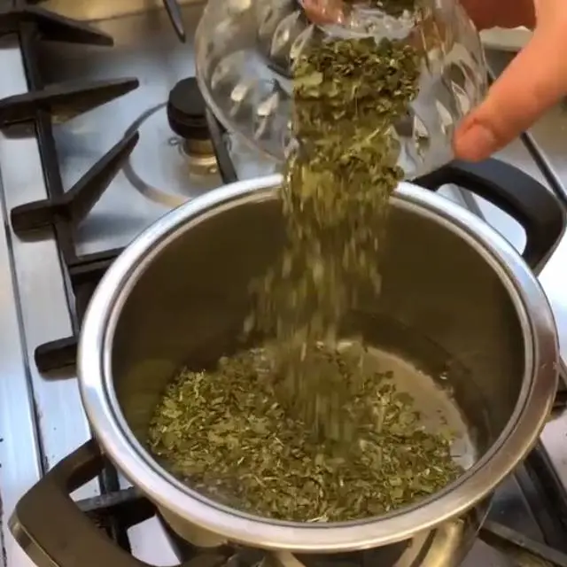 creation thumb for Alpine Herb Syrup