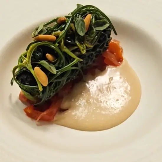 creation thumb for Gefüllte Kohlroulade mit Bagna Càuda Emulsion