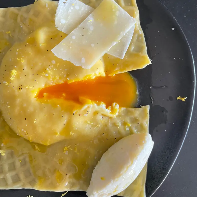 creation thumb for Egg yolk ravioli