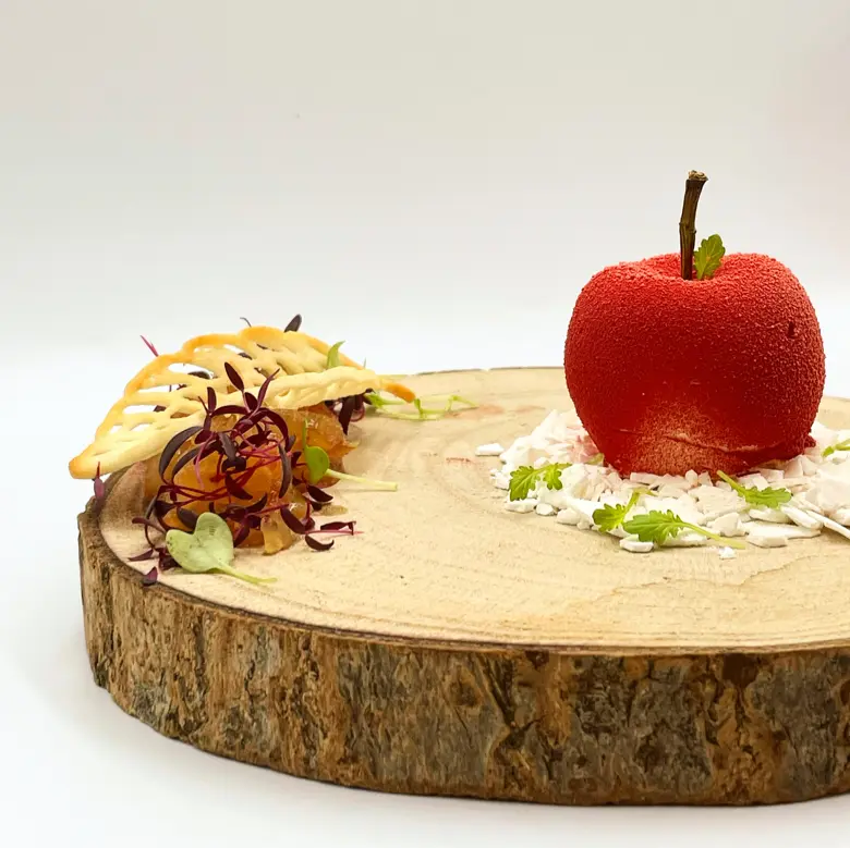 creation thumb for White chocolate apple!
