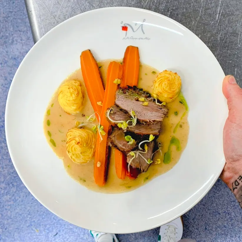 creation thumb for Carrot | Cartoffel | Beef | Herbs Oil | Vine sose