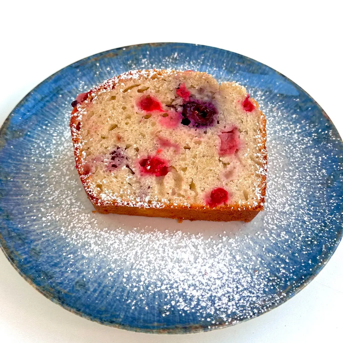 creation thumb for Red Berry Milk Cake