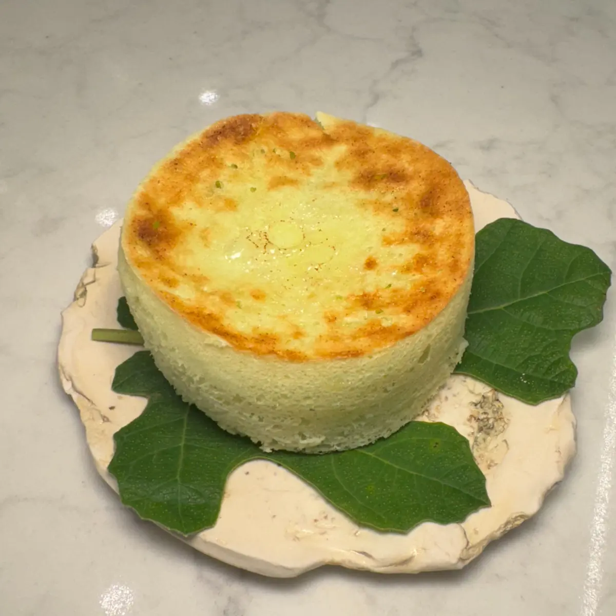 creation thumb for Fig Leaf Sponge Cake