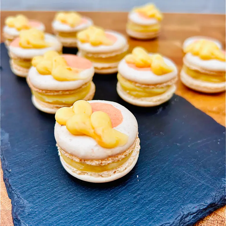 creation thumb for Mandarin and olive oil macarons