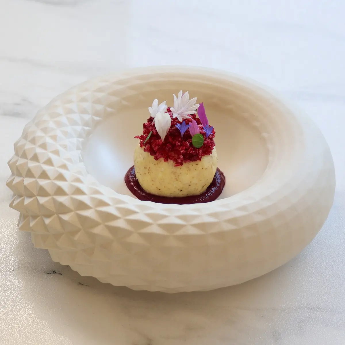 creation thumb for Semolina - potato dumpling / duck / red cabbage / beetroot