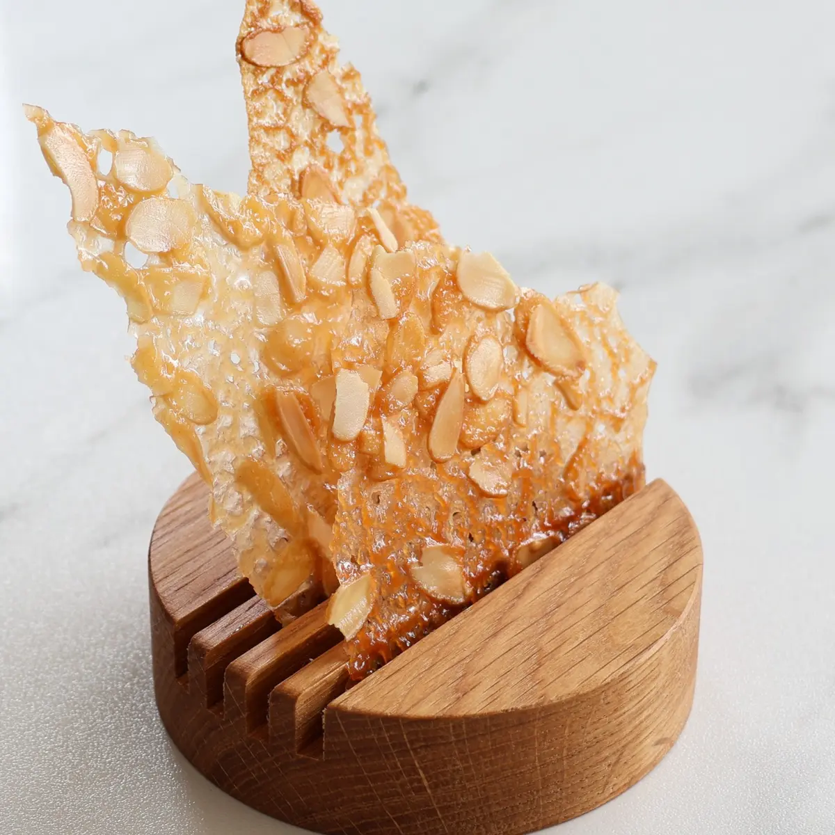 Almond tuille/crispy