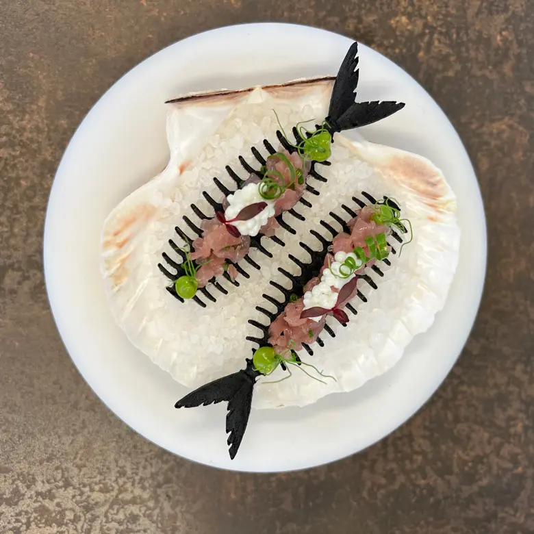creation thumb for Fishbone tuille with tuna 🐟