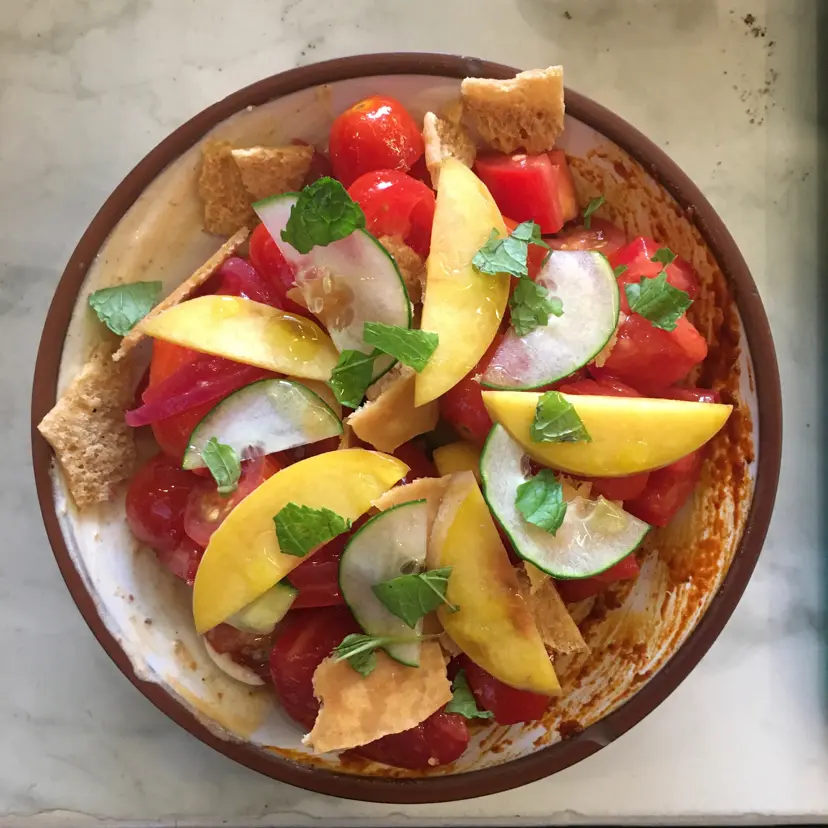 creation thumb for Ensalada de Tomates, Pepino y Durazno