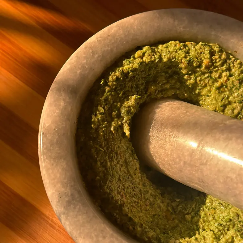 creation thumb for Roasted Green Pepper & Pistachio Pesto 🫑 