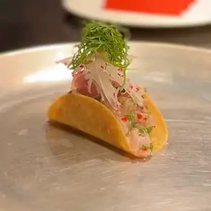 creation thumb for Knuspriger Taco mit Makrelen-Tartar