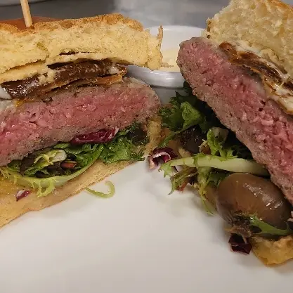 creation thumb for Hamburger di Manzo 85% con vino bianco e pepe nero cbt,