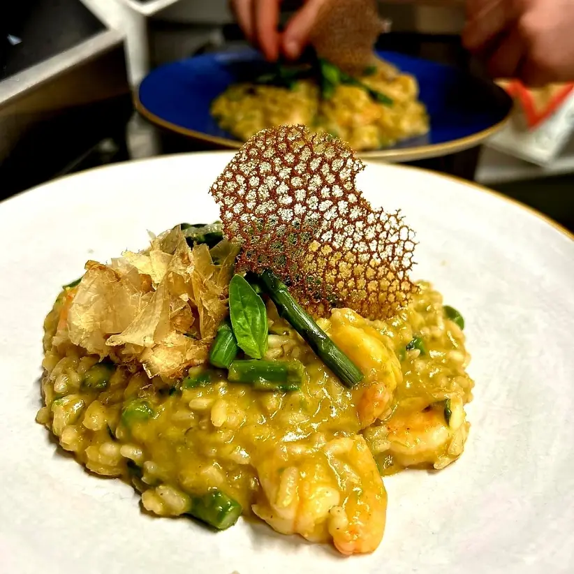 creation thumb for Riso carnaroli, gamberi, asparagi, bottarga di Muggine
