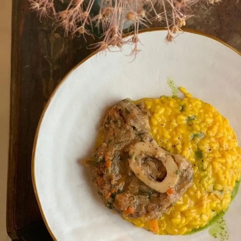 creation thumb for Risotto con zafferano, ossobuco e olio al basilico