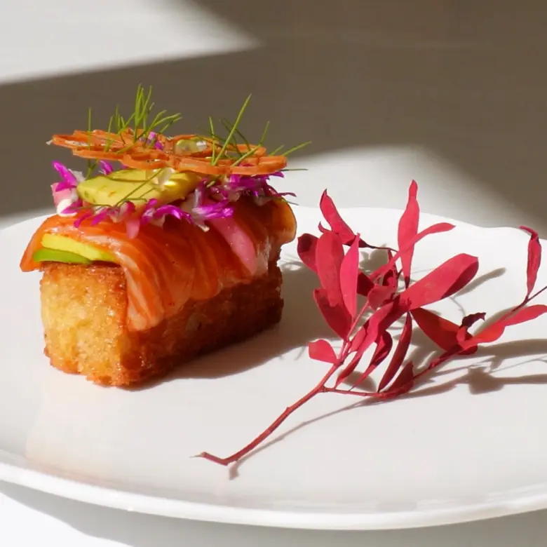 creation thumb for Croûte di salmone con caviale allo Yuzu