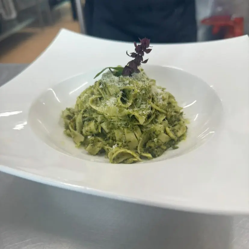 creation thumb for Pasta al pesto