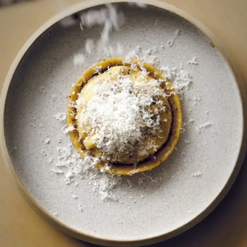 creation thumb for Trüffel Raviolo al Uovo