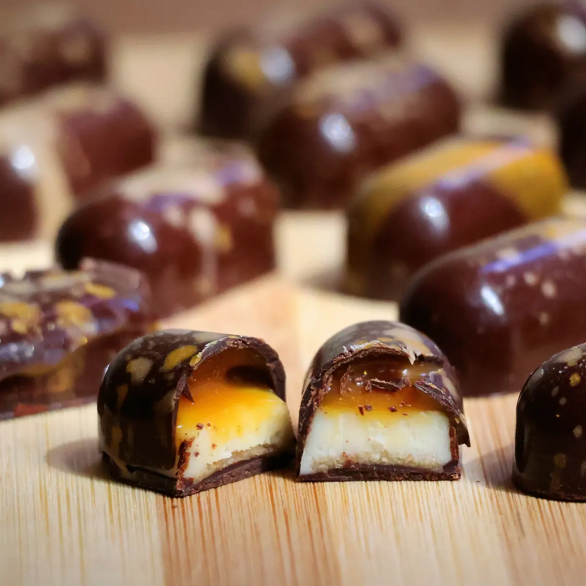 creation thumb for Passion fruit caramel bonbons
