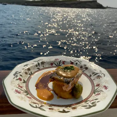 creation thumb for SV Salmón on Roasted Carrot Purée & Prawn Bisque Sauce