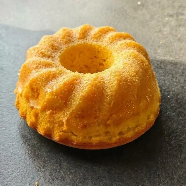 creation thumb for Lemon & Cultured Buttermilk Cake