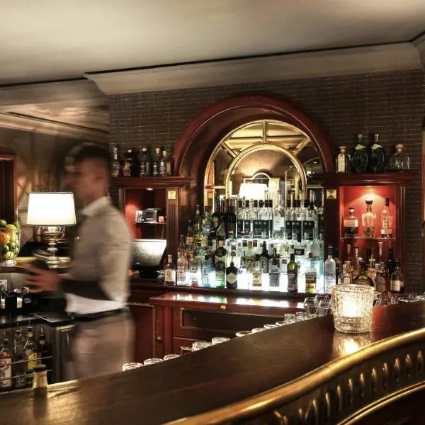 creation thumb for die Hotel Steiner Hotelbar