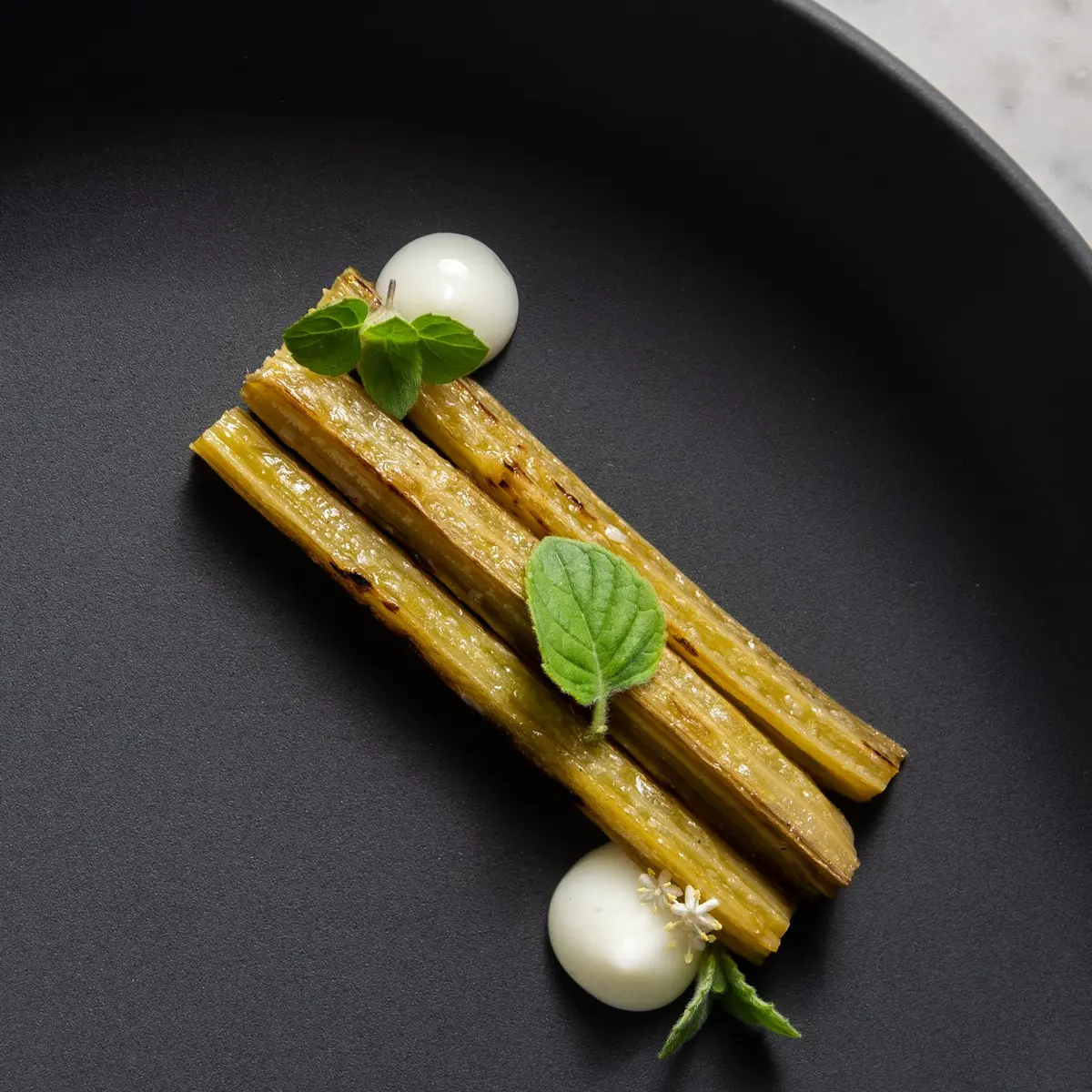 creation thumb for Sous Vide Artichoke Leaves