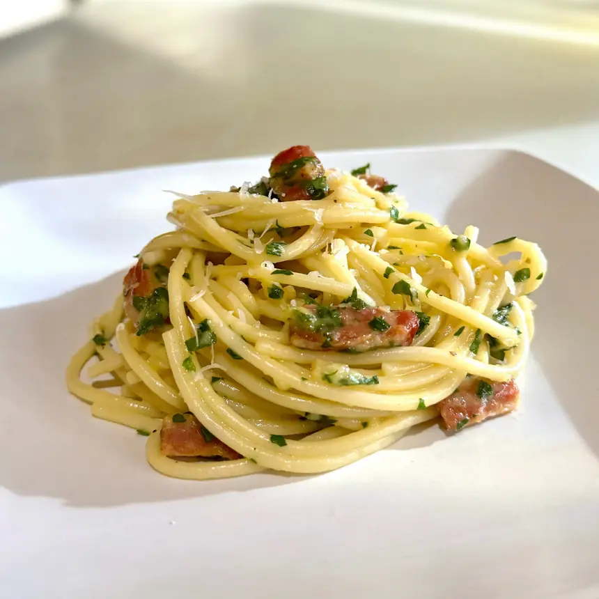 creation thumb for Pasta alla carbonara secondo la ricetta di Konstantin Ivlev