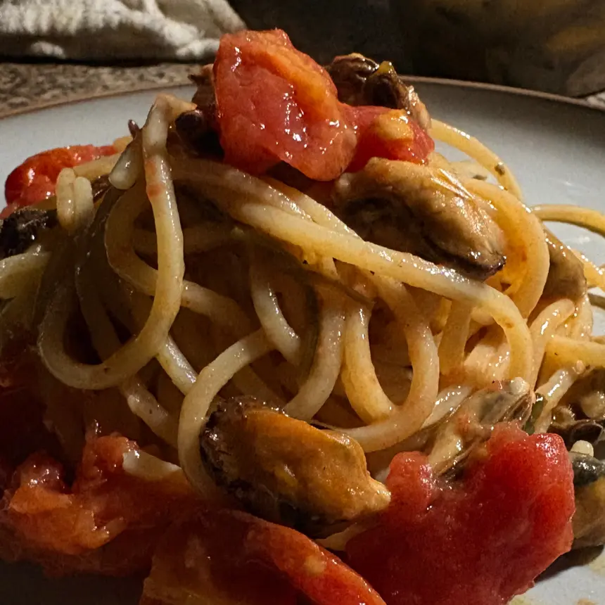 creation thumb for Spaghetti chitarra with mussels, cherry tomatoes, and chili