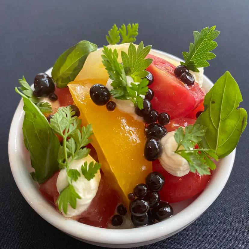 creation thumb for Bunte Tomaten | Ricotta | Balsamicocaviar