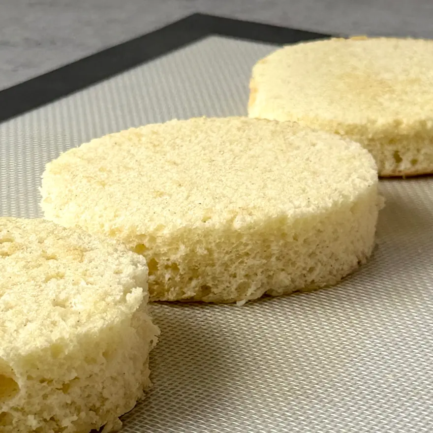 creation thumb for Chiffon-Style Sponge Cake