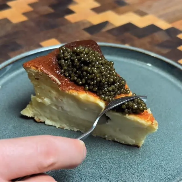creation thumb for Cheesecake San Sebastian