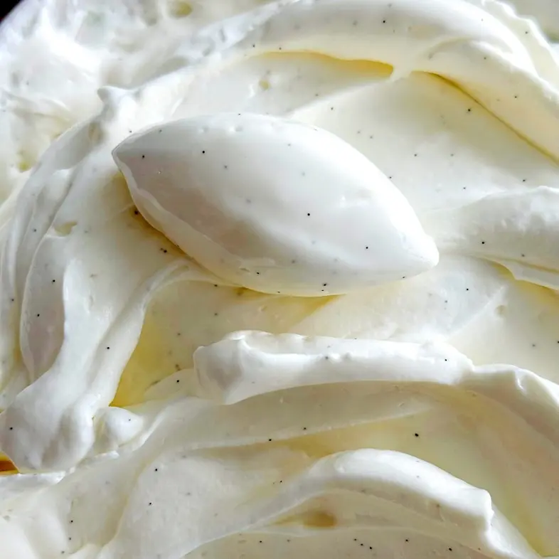 creation thumb for Whipped White Chocolate Ganache