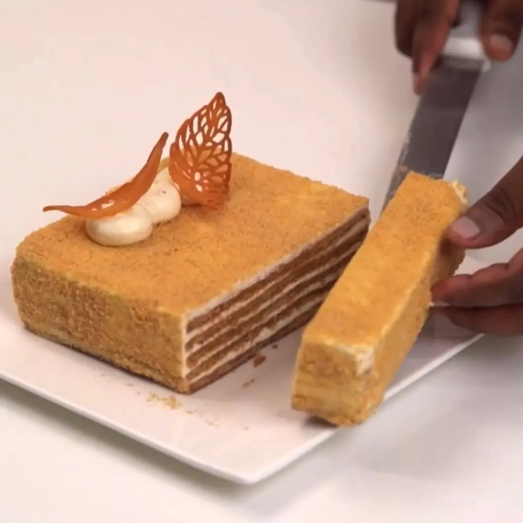 creation thumb for Russian Honey Cake
