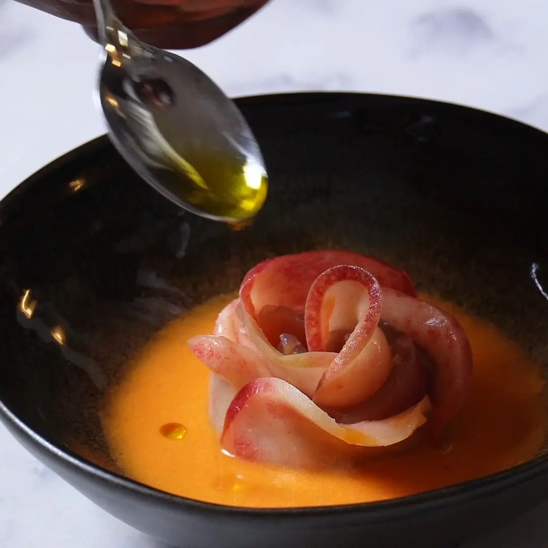 Peach Rose | Tomato | Tuna