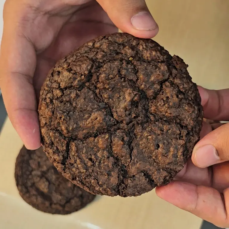 creation thumb for Eggless Crinkle Top Brookies