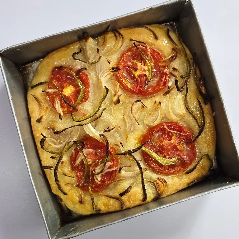 creation thumb for Focaccia con Metodo Autolyse e Verdure