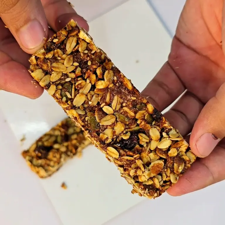 creation thumb for Barrette di Granola Premium con Noci e Semi